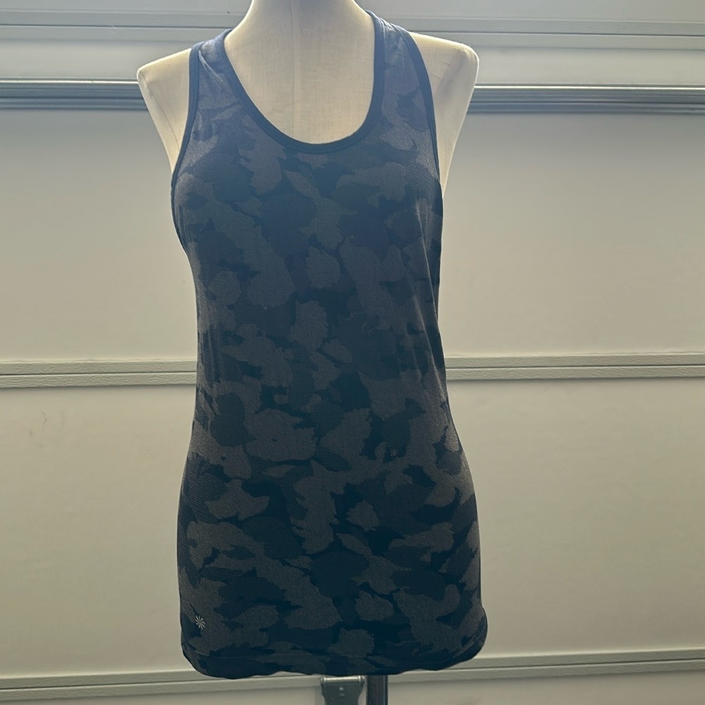 Athleta Racerback top size Medium